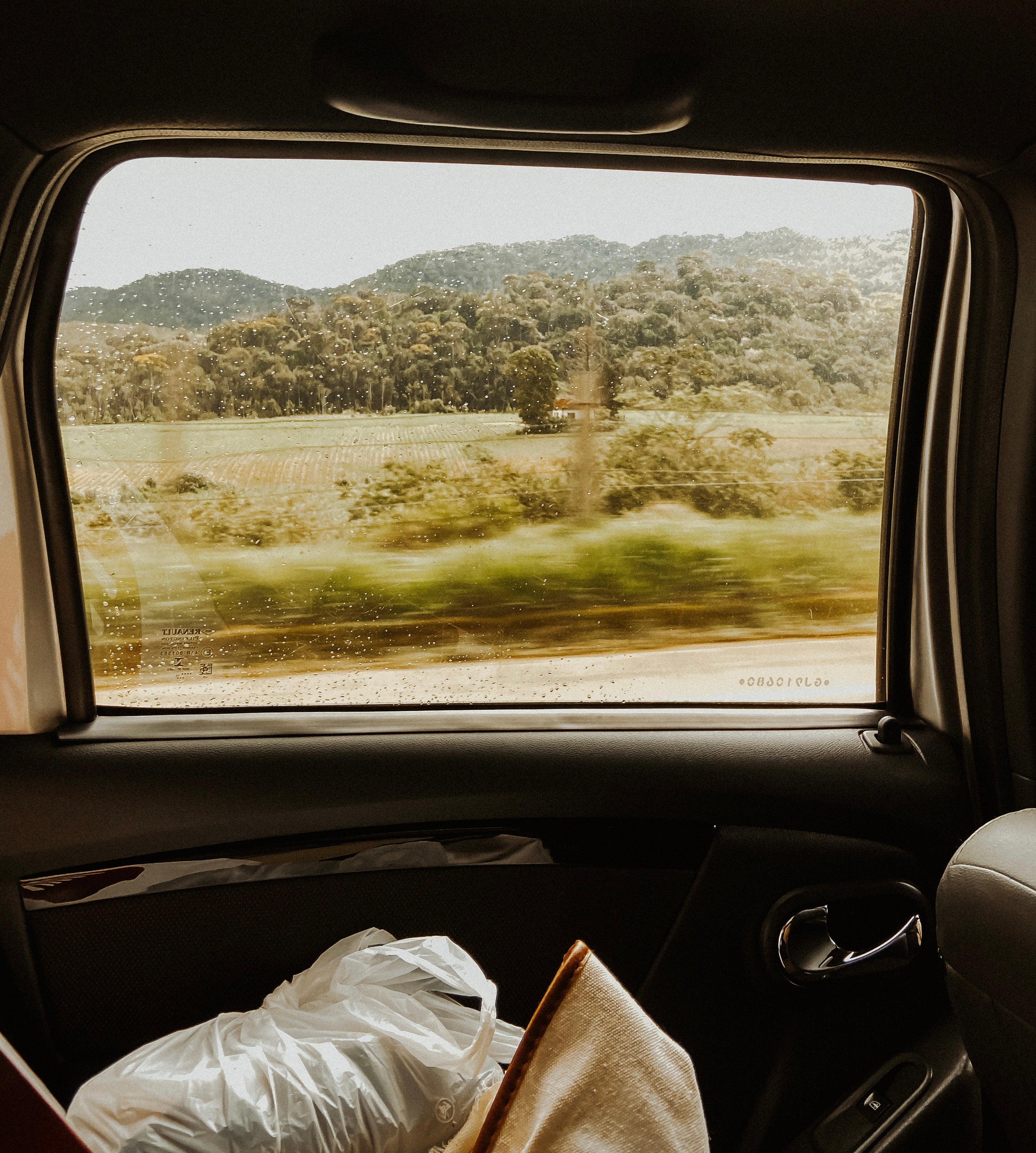 Quels sont les conseils pour limiter les irritations en voyage?